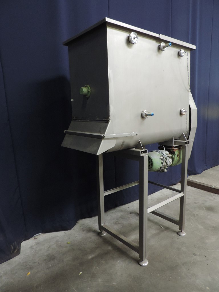 Stainless steel mixer doser