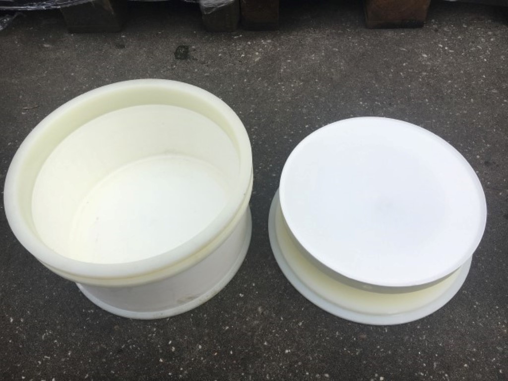 Laude Round microperforated 10 kg