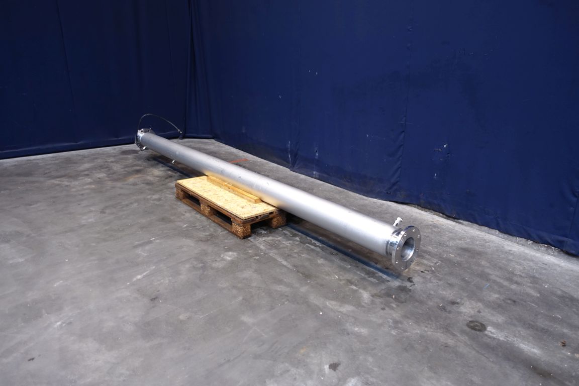 N.N. Double jacketed resting tube