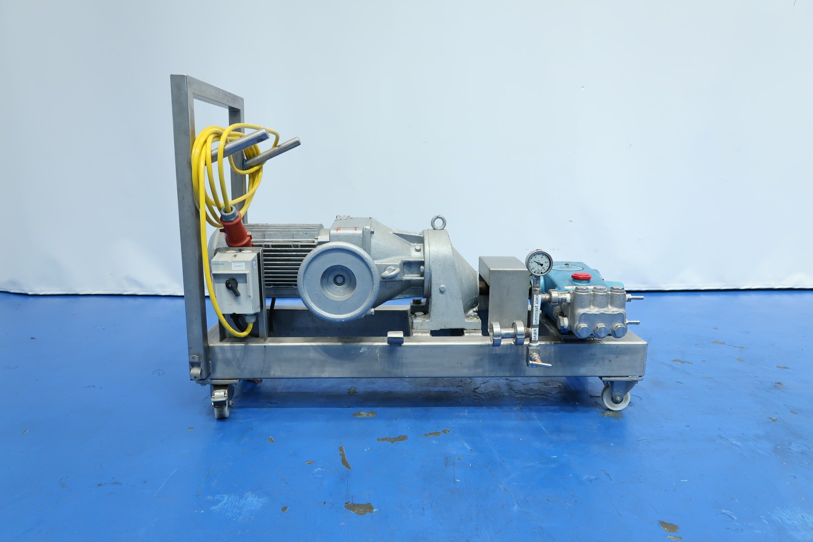 CAT Laboratorium high pressure pump